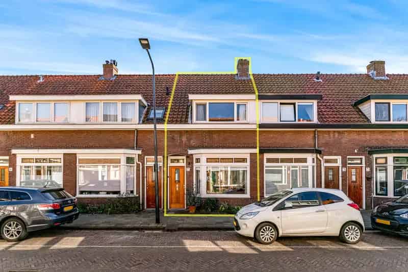 Jaren 30 woning Leiden 3 slaapkamers moderne keuken tuin