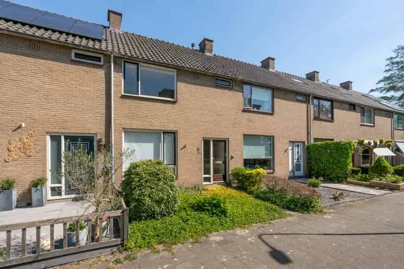 Huis te koop: Stadhouderlaan 12 3641 KJ Mijdrecht 