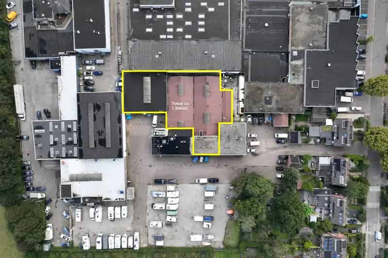 Bedrijfshal te Huur Soest 1300m2