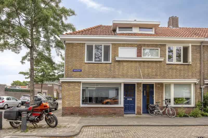 Jaren 30 woning Piushaven Tilburg 3 slaapkamers garage dakterras