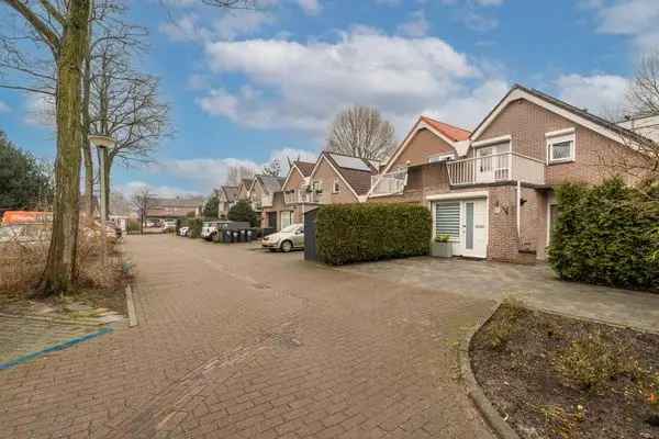 Moderne Eengezinswoning Diemen Ruime Tuin 2 Slaapkamers