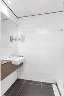 Studio Almere Centrum 27m2 Gemeubileerd Nabij WTC Station