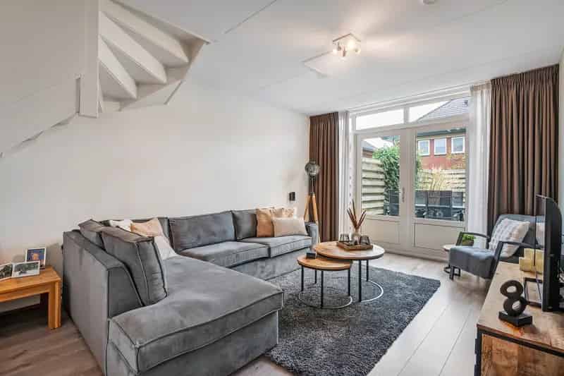 Ruime Tweekapper Nieuwleusen 2 slaapkamers Zonnepanelen Berging