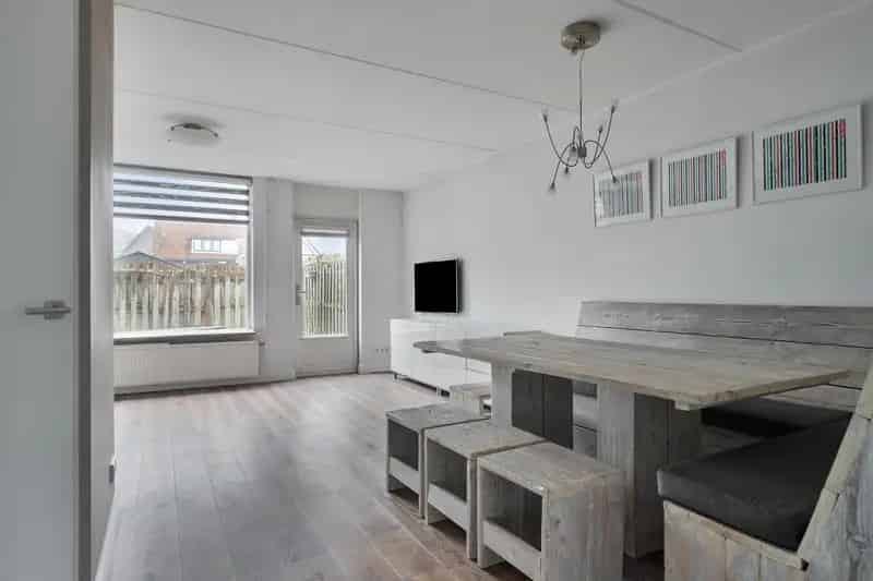 Soest Ruime Tussenwoning Nabij Vijver en Bos