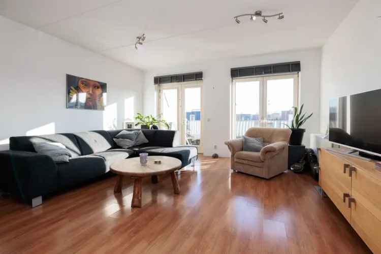 Ruim hoekappartement 3 slaapkamers Almere Noorderplassen