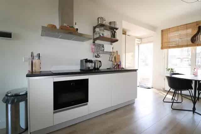 Bovenwoning Rotterdam Feijenoord 3 kamers 70m2