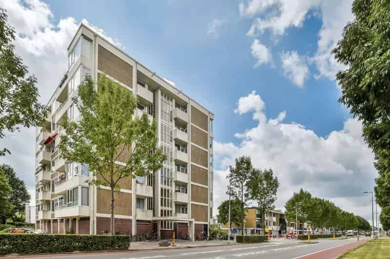 Appartement Amsterdam Buitenveldert 72m2 2 slaapkamers Balkon