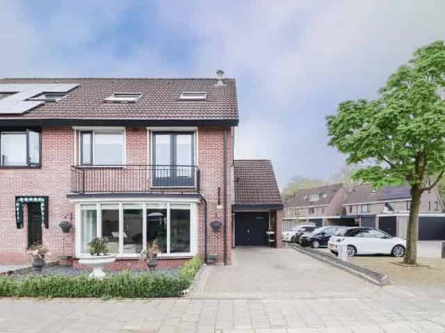 Woning te koop: Plevier 135 3 PC Bunschoten Spakenburg Vastgoed Nederland