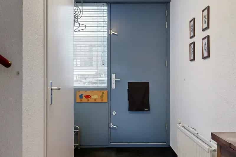 Tussenwoning Leiderdorp 5 slaapkamers zonnige tuin 15 zonnepanelen
