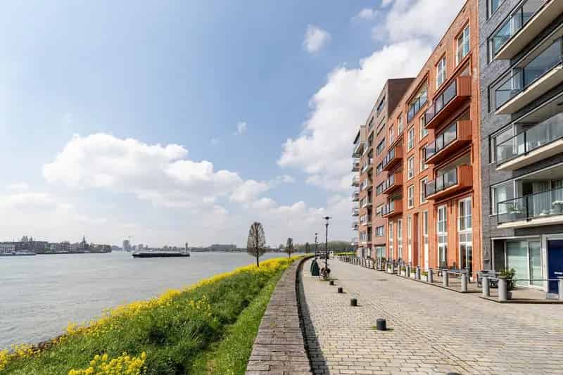Uniek Benedenappartement Dordrecht met Rivierzicht