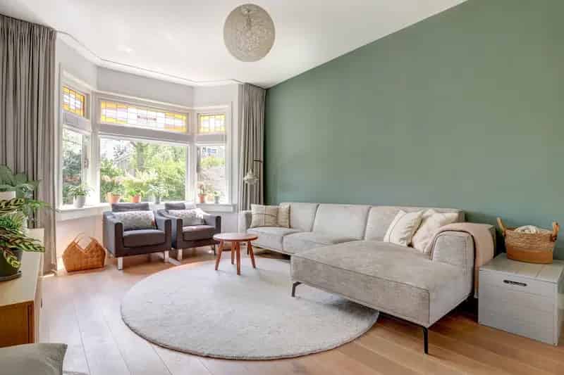 Herenhuis Voorburg 5 slaapkamers Grote Tuin Garage
