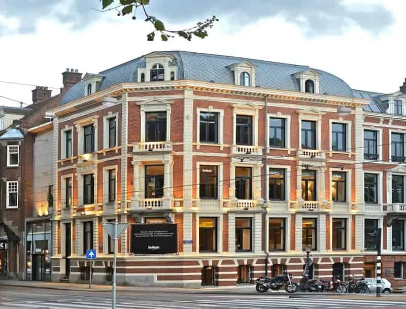 Winkelruimte te Huur Hobbemastraat Amsterdam 900m2