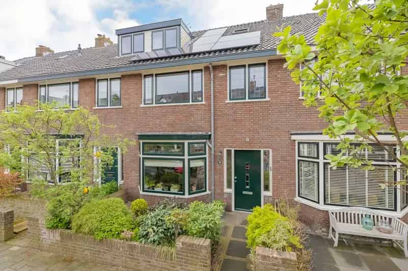 Huis te koop: Lijsterbeslaan 23 1943 GL Beverwijk 