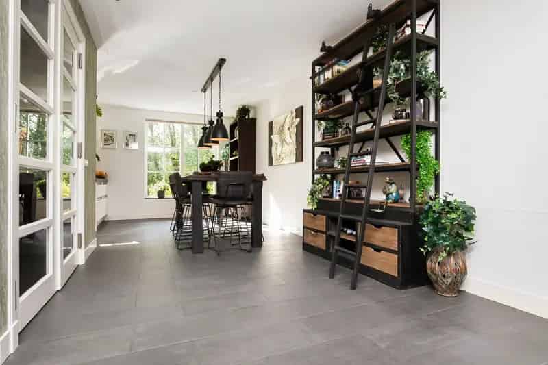 Ruime Twee Onder Een Kapwoning Vijfhuizen met Zwembad