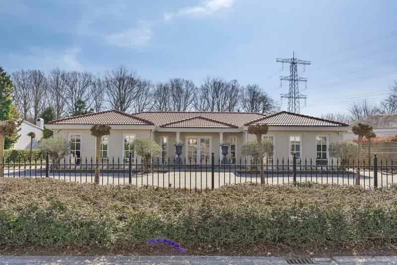 Riante Luxueuze Villa Acht Zuid - Zwembad Sauna Fitness