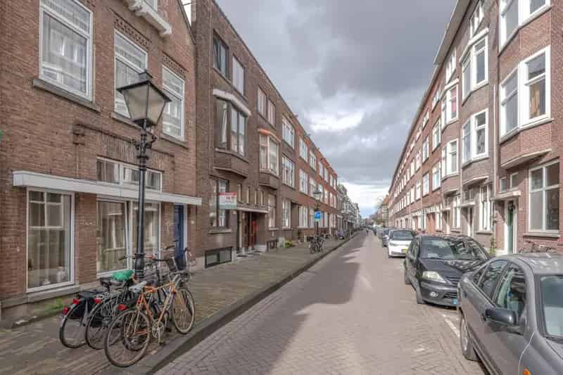 2 Laags Appartement met Souterrain en Tuin in Oud Charlois