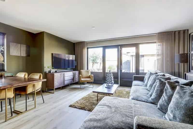 Appartement te koop Rhoon - Instapklaar met tuin