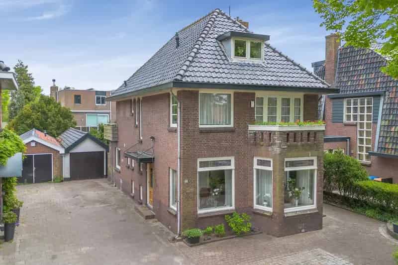 Huis te koop jaren 30 stijl Santpoort Noord