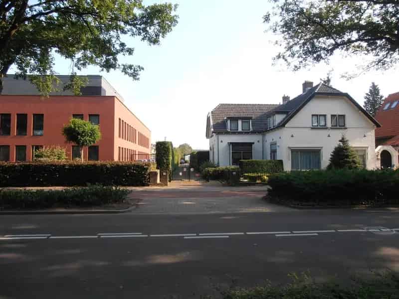 Jaren 30 Villa te Koop De Bilt 5 slaapkamers gerenoveerd