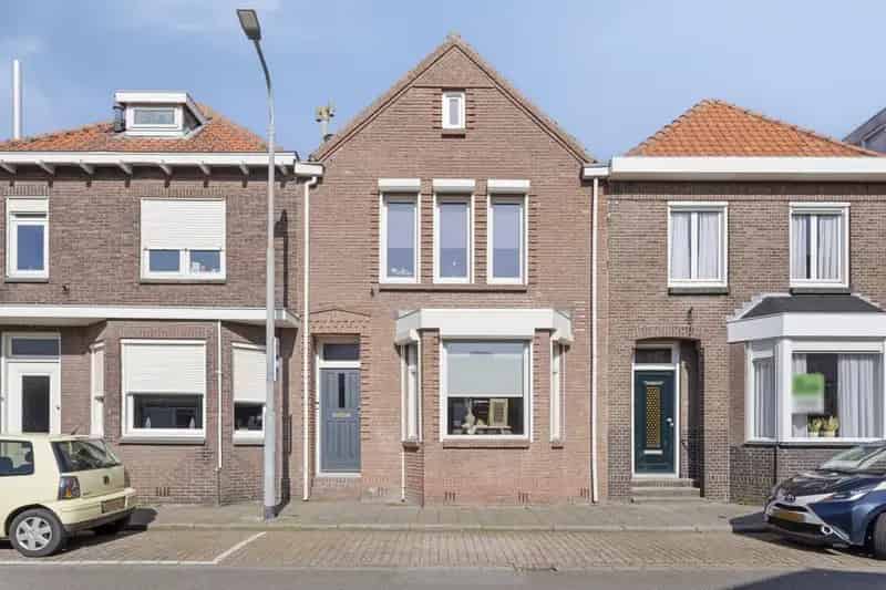 Instapklare Jaren 30 Woning Ruime Tuin 3 Slaapkamers Moderne Keuken