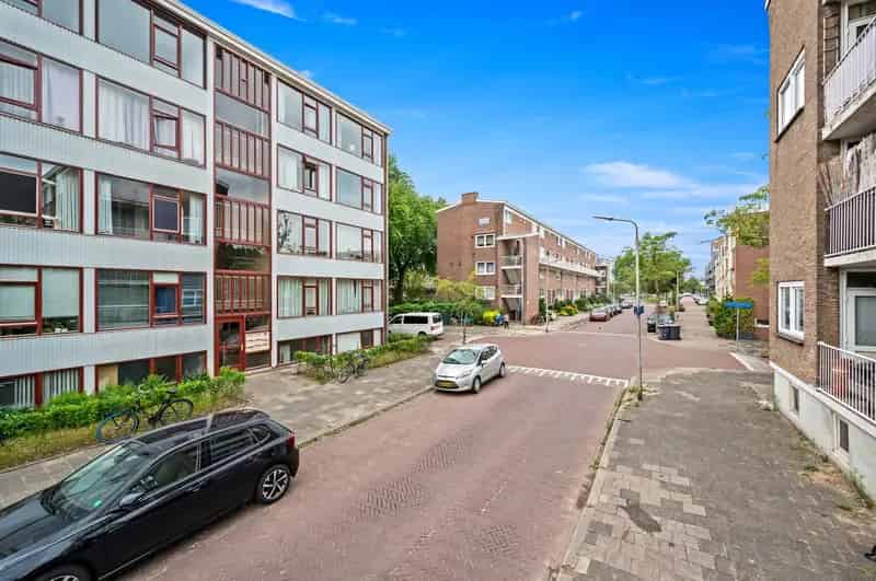 3 Kamerappartement Delft Van der Lelijstraat 15 III