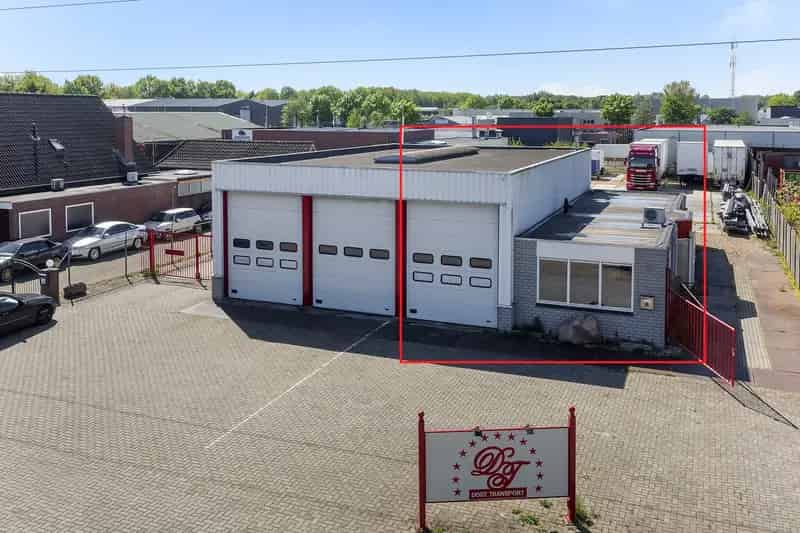 Bedrijfshal Enschede te huur 110m² met buitenterrein