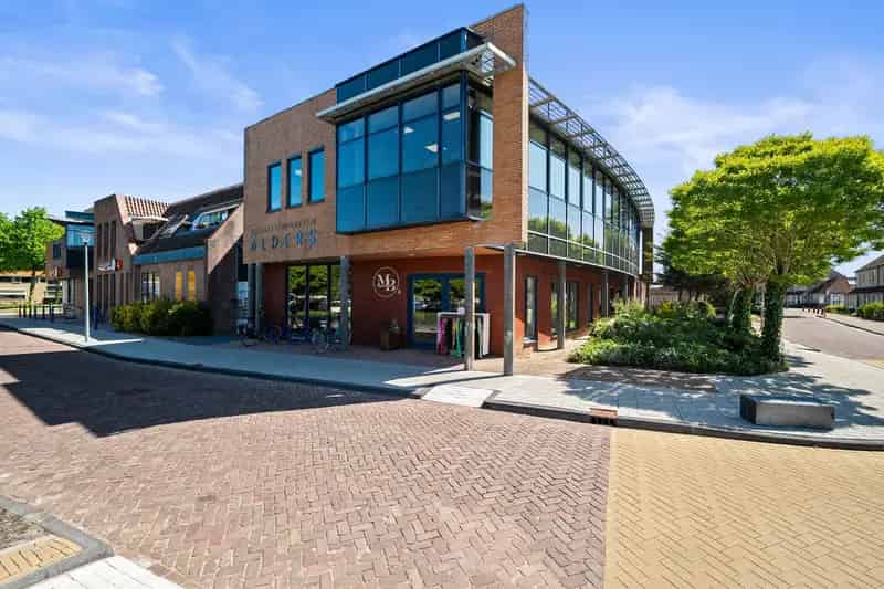 Winkelruimte te Huur Omtaplein Wieringerwerf 238m²