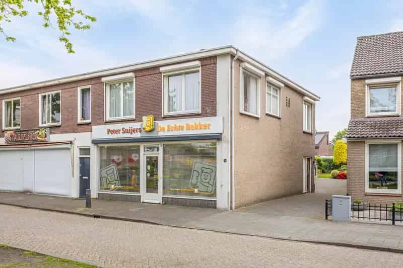 Winkelpand met 2 Bovenwoningen Schijndel