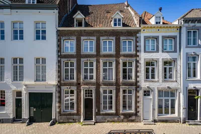 Studio Maastricht Maas Rustig Stadscentrum