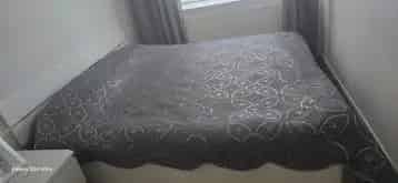 Gratis Bed 160cm Met Matras