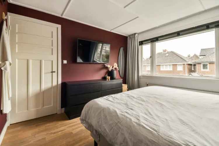 Jaren 30 woning Beverwijk 5 slaapkamers 2 badkamers