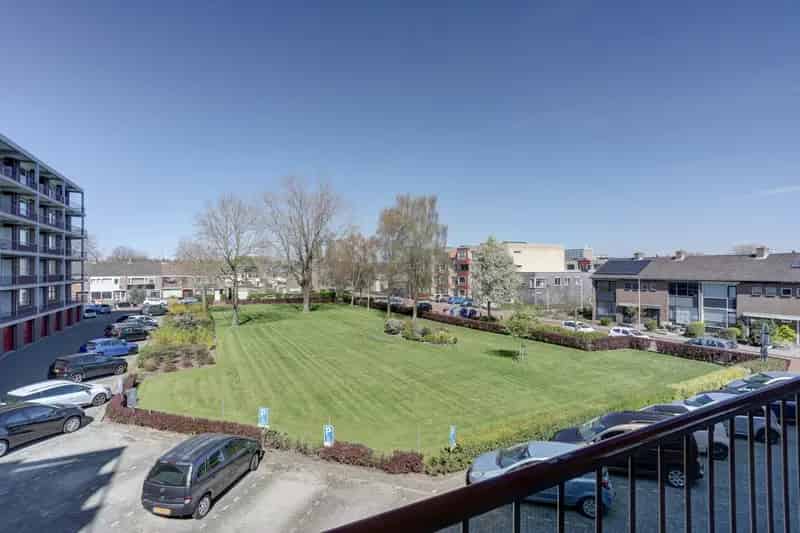 Appartement te koop Spijkenisse: 4-kamer hoekappartement De Zuidhoeck