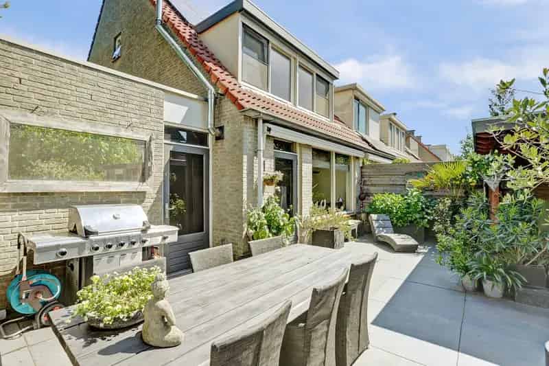 Ruime Hoekwoning 4 slaapkamers Berkel en Rodenrijs