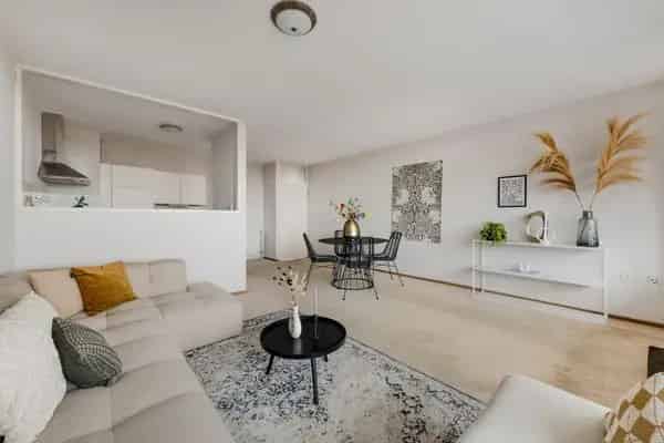 Royaal 4 Kamerappartement 2 Balkons Uitzicht Water Groen Haarlem