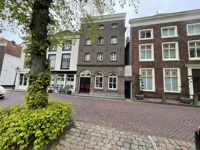 Kantoorruimte Gorinchem te Huur 100m² Rijksmonumentaal Pand