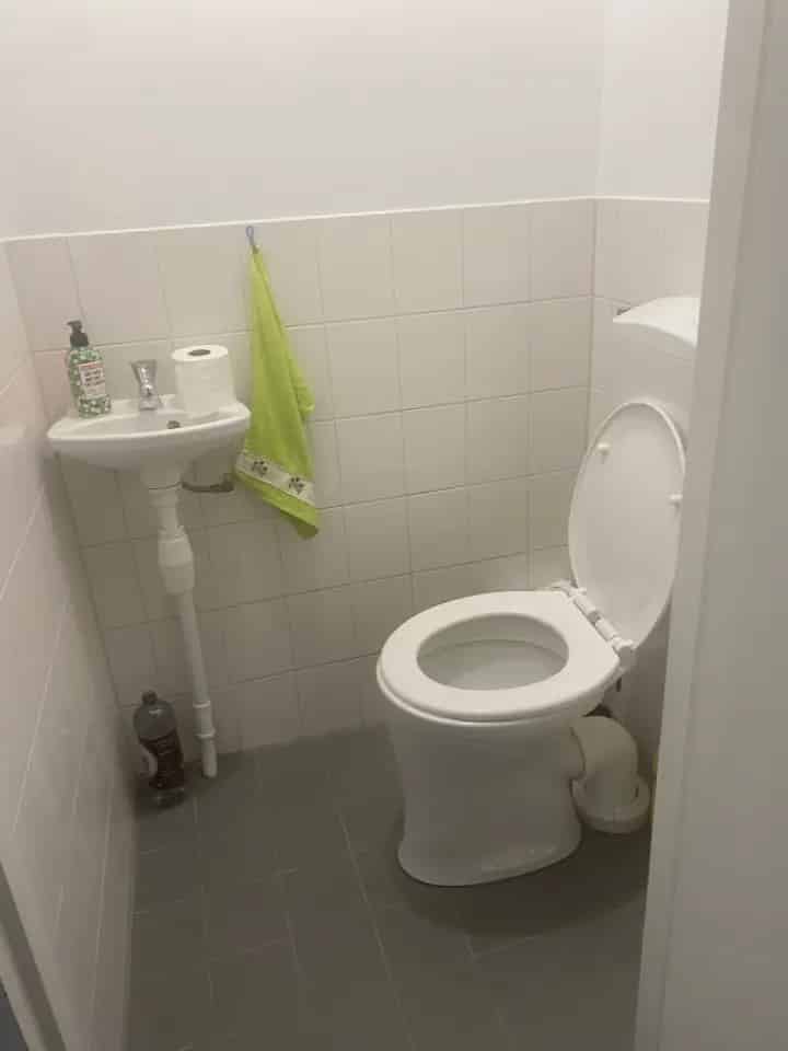 Nette kamer in gerenoveerd appartement! 