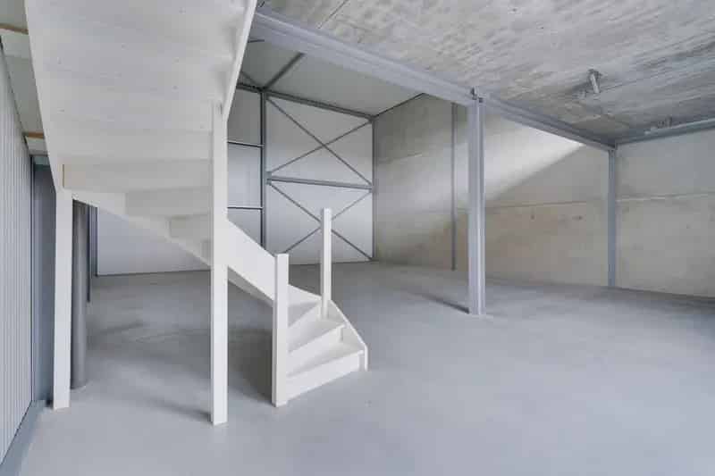 Bedrijfshal te Koop Zwaag 220m²