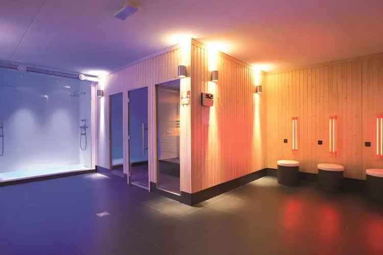 Appartement te koop Eindhoven: Instapklaar 2-kamer appartement met fitness en sauna