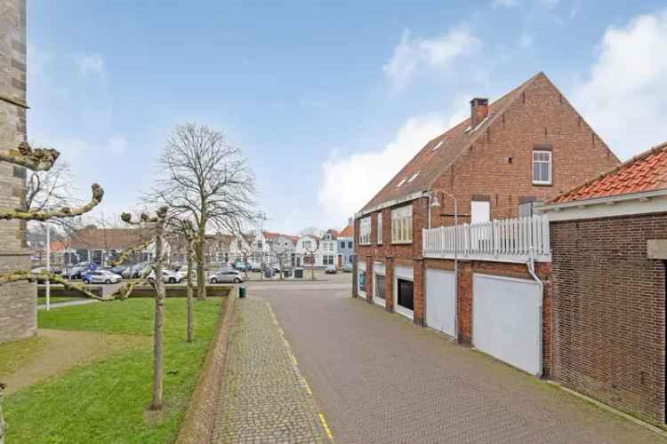 Bovenwoning Zierikzee 260m² Dakterras Eigen Parkeerplaats