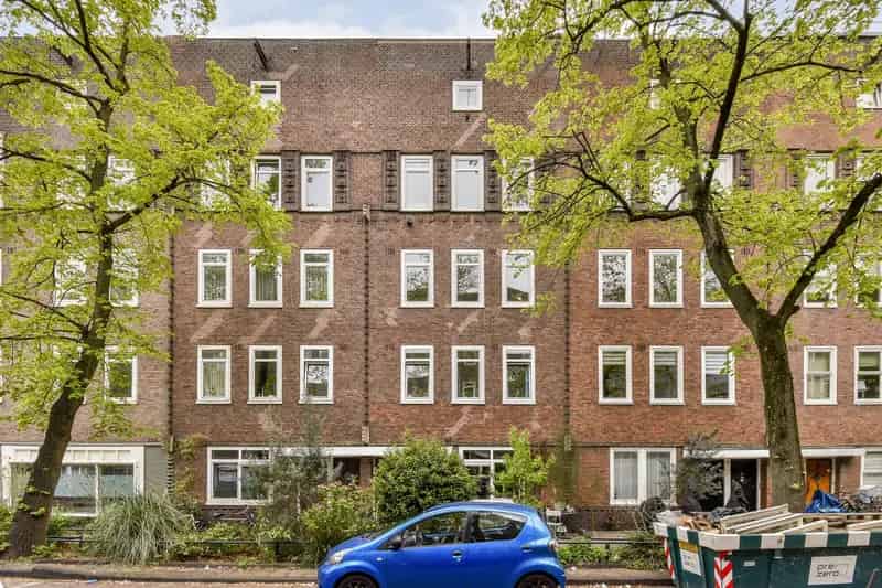 Appartement te koop De Baarsjes 53m2 eigen grond