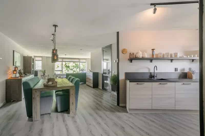 Appartement te koop Almere Filmwijk 3 slaapkamers gerenoveerd