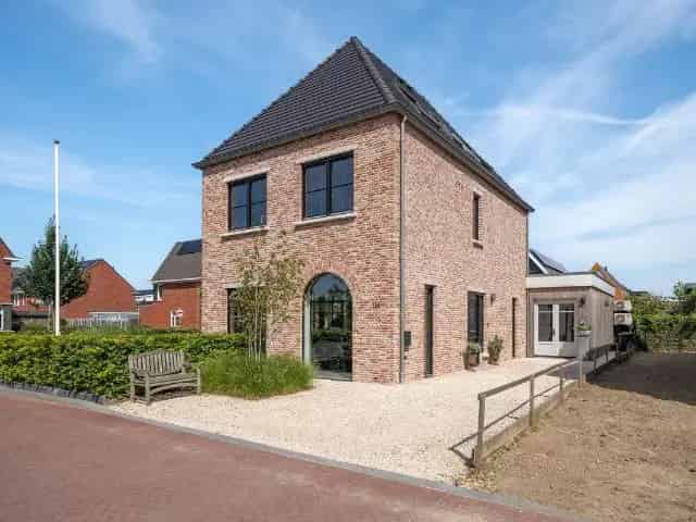 6 Kamer woning Dordrecht Wilgenwende