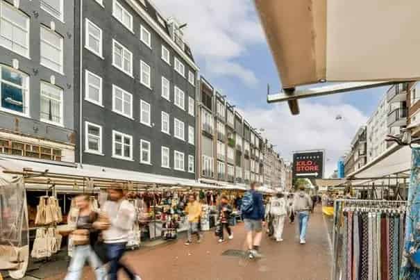 Winkel te Huur Albert Cuypstraat Amsterdam 125m2