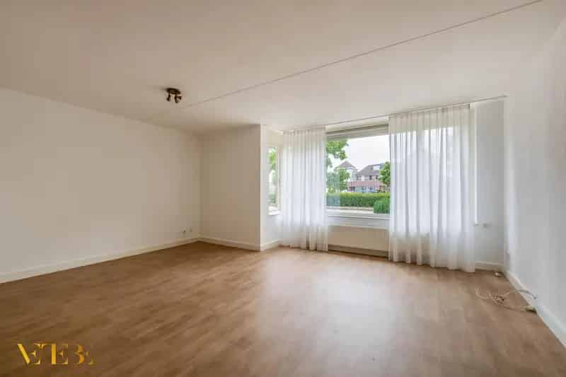 Ruime woning Ericaplein 30: Garage, Dubbele Bewoning, Vrij Uitzicht