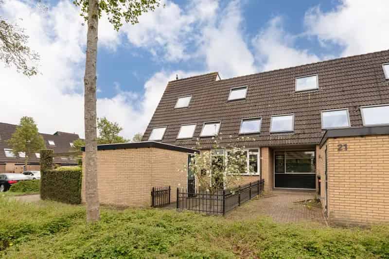 Ruime Tussenwoning Nijkerk 3 slaapkamers Tuin Berging