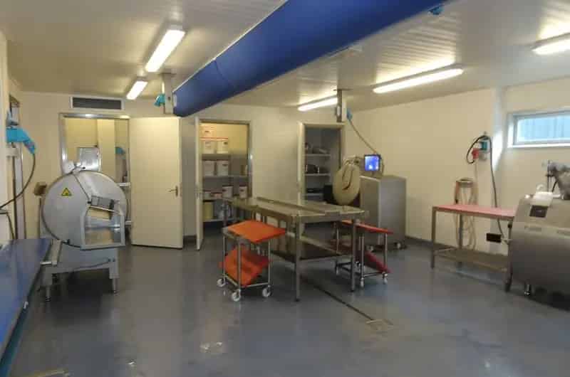 Bedrijfsruimte Bergeijk 795m2 Kantoor Opslag Wonen Werken