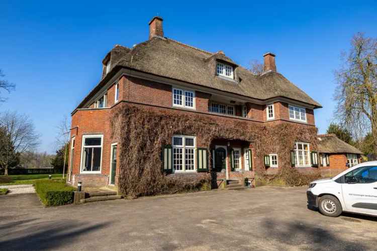 Villa de Vennen Haren Kantoor te Koop
