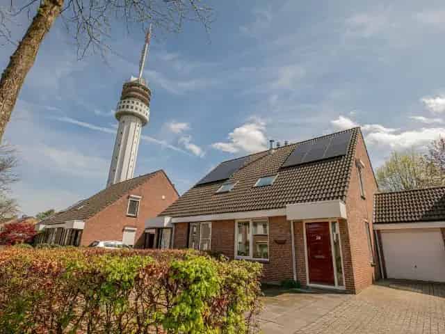 Moderne gezinswoning te koop in Roermond