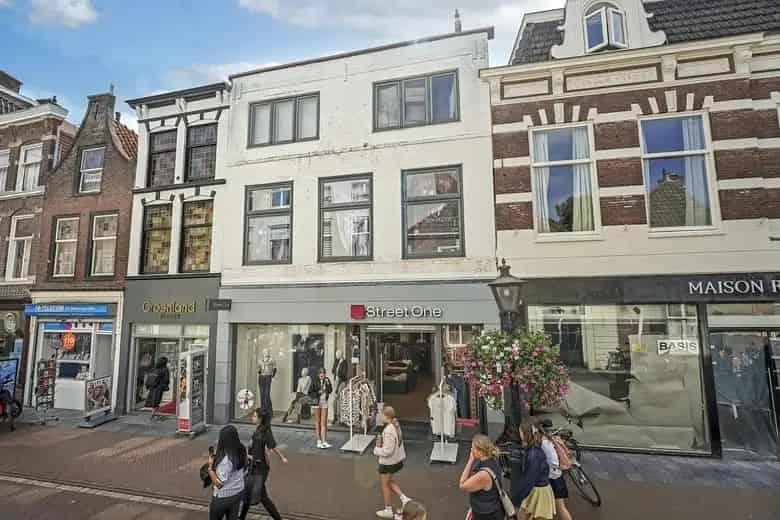 170 m2 winkelruimte te koop in Leiden