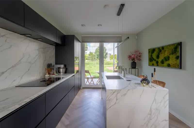 Luxe Tweekapper te Koop in Parkbuurt 5 slaapkamers